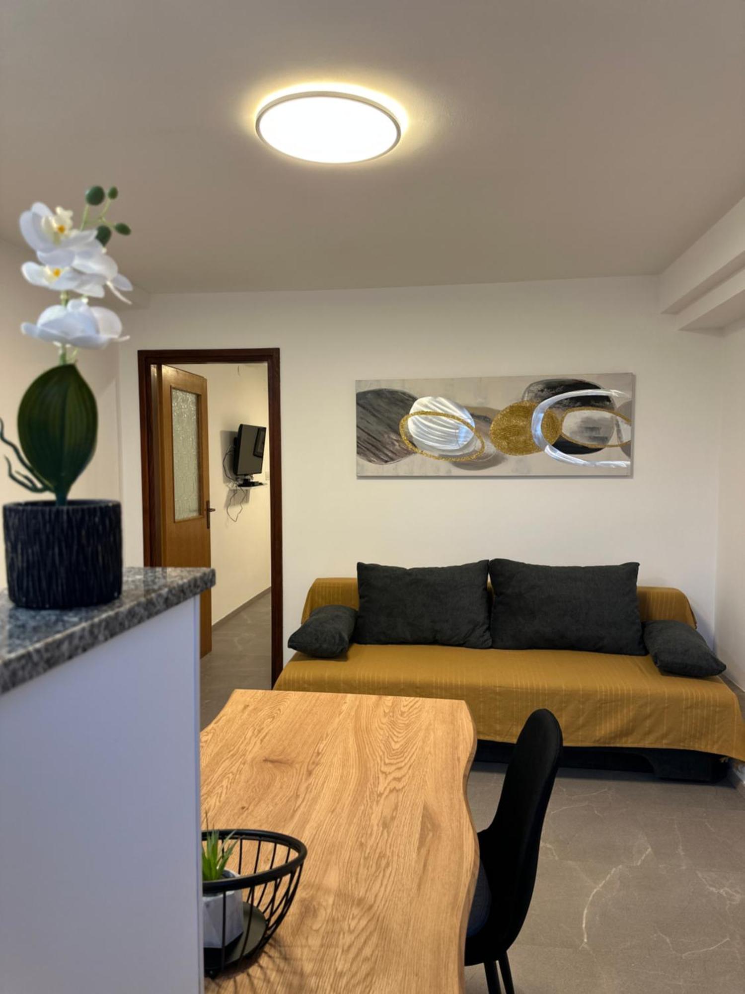 Bilic Guest house 3*